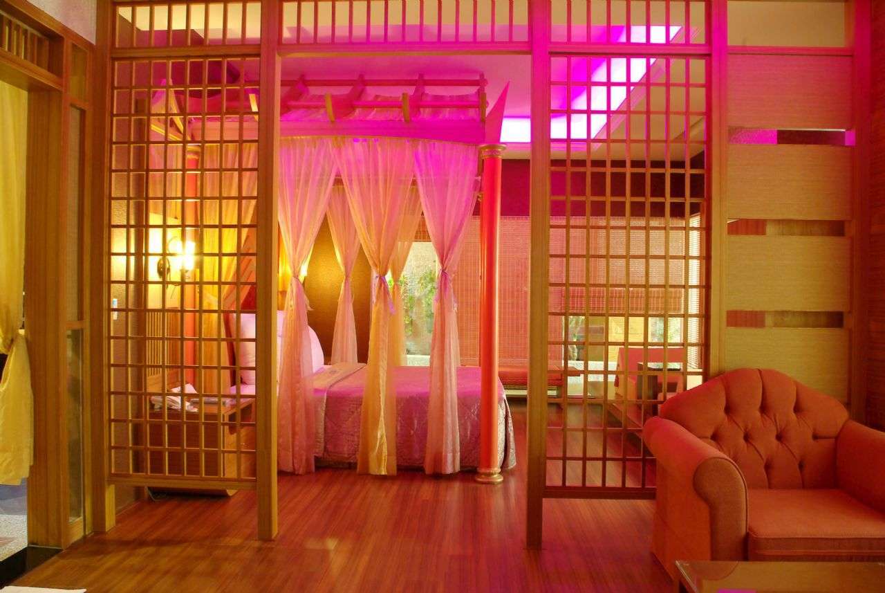 慾望城市汽車旅館