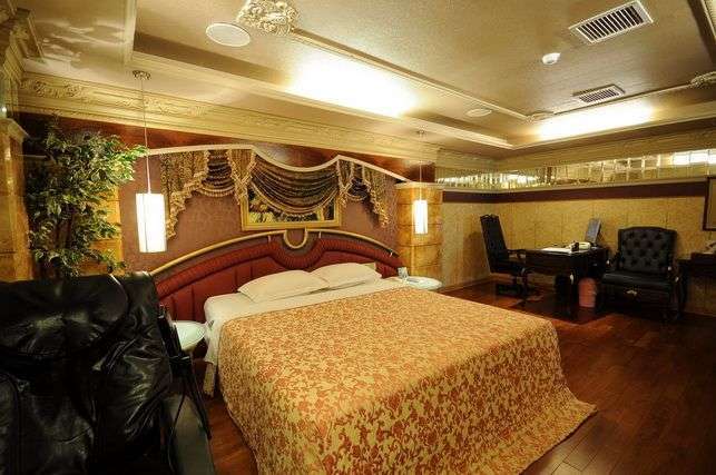 喜來登汽車旅館