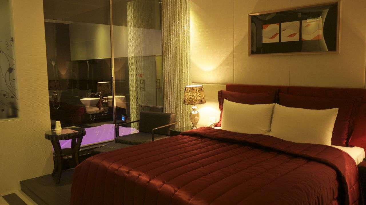 麗馨精品汽車旅館