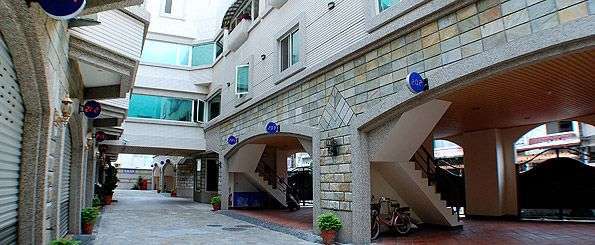 雅筑汽車商務旅館